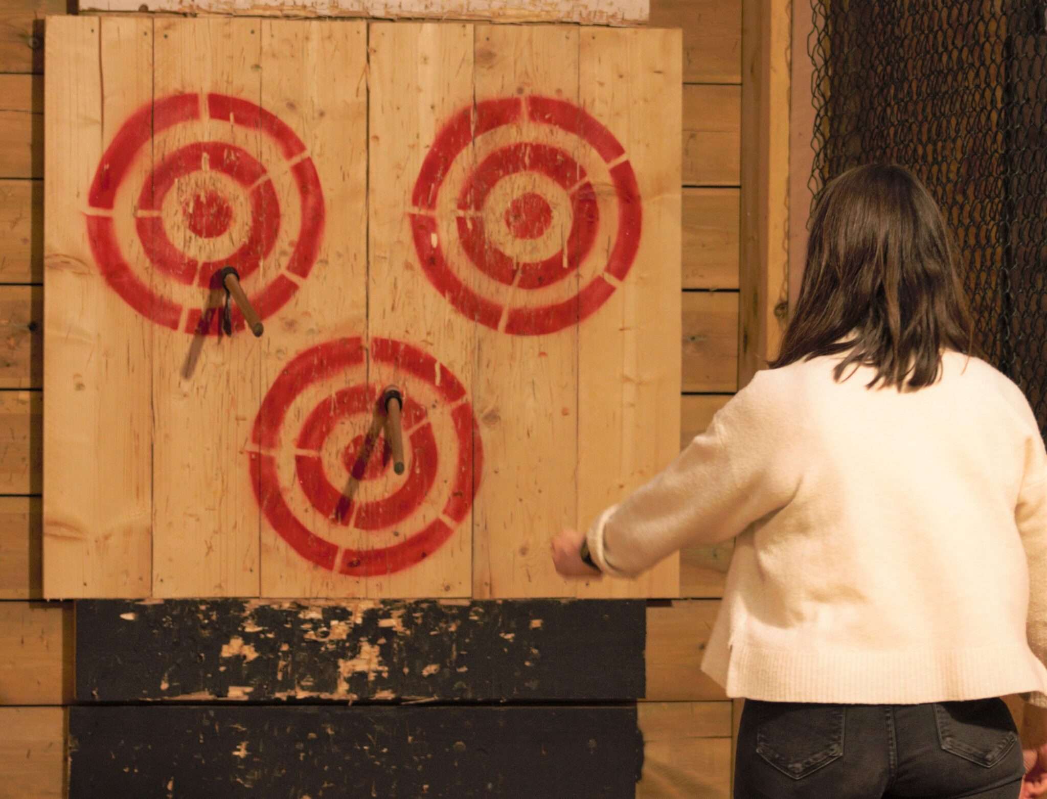 Axe and knife Throwing in Romford! Target Sports World