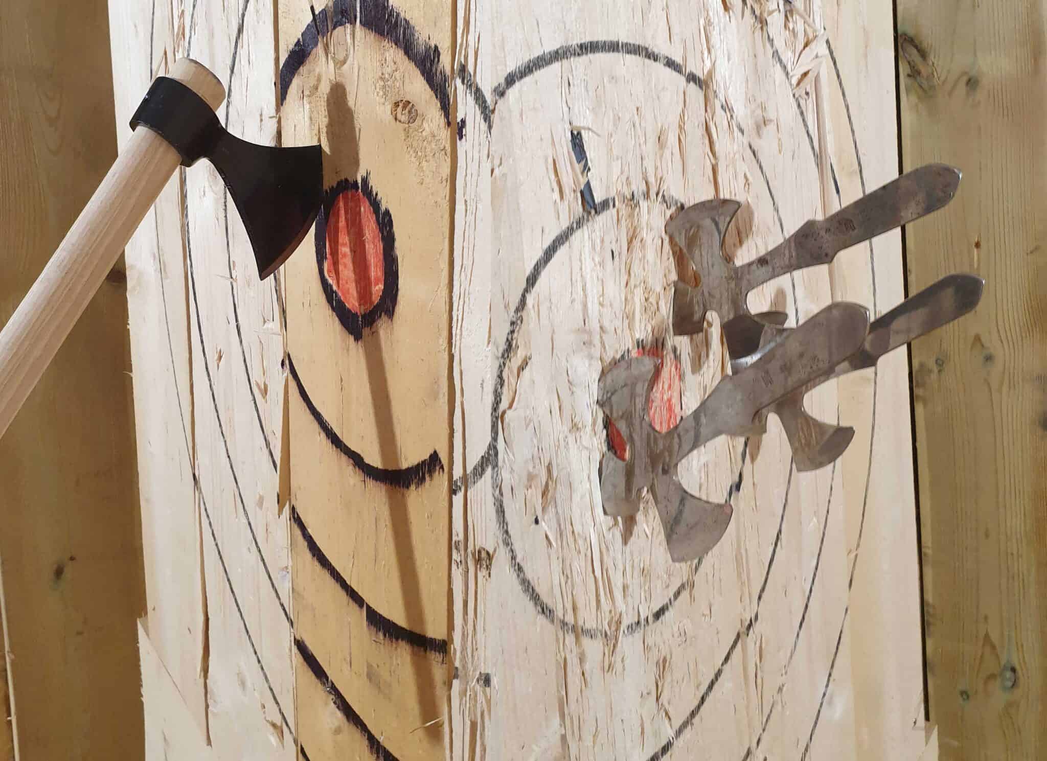 Family axe throwing for 4+ Target Sports World